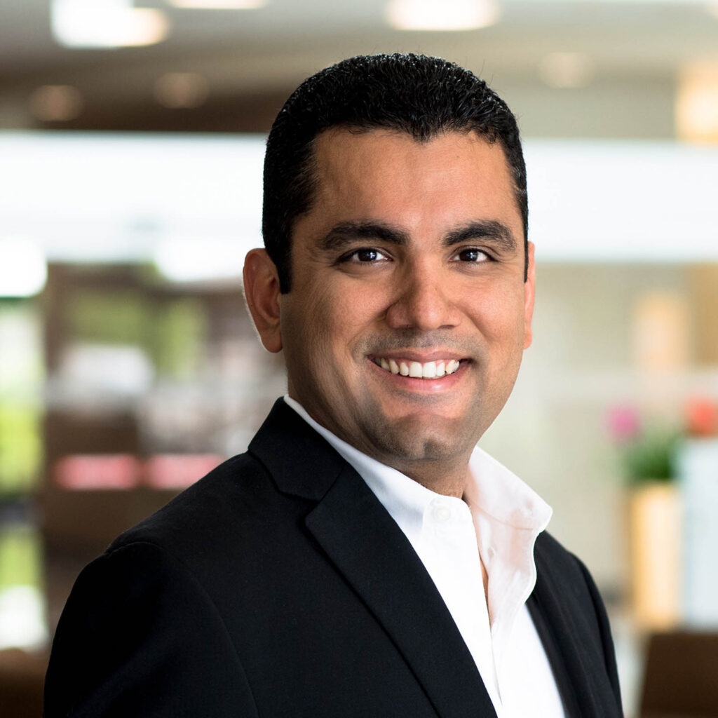 Puneet Sethi Headshot Mavenir